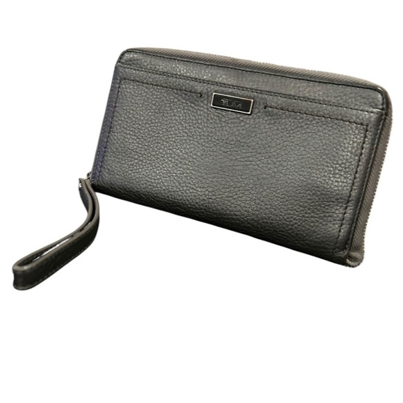 Tumi gray Textured Leather Wristlet - Picture 1 of 8